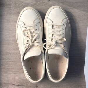 Common Projects Original Leather Achilles Low in White